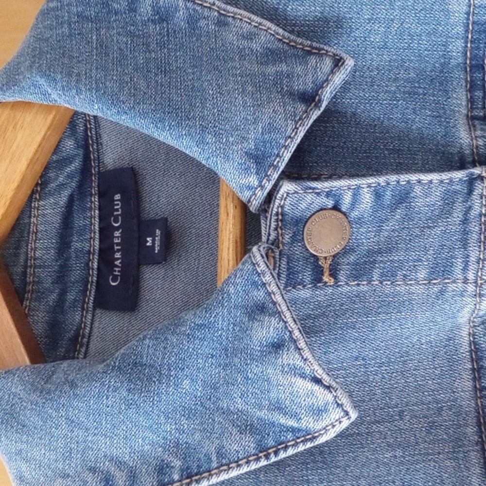Charter Club Stretchy Denim Jacket Size M - Picture 2 of 8